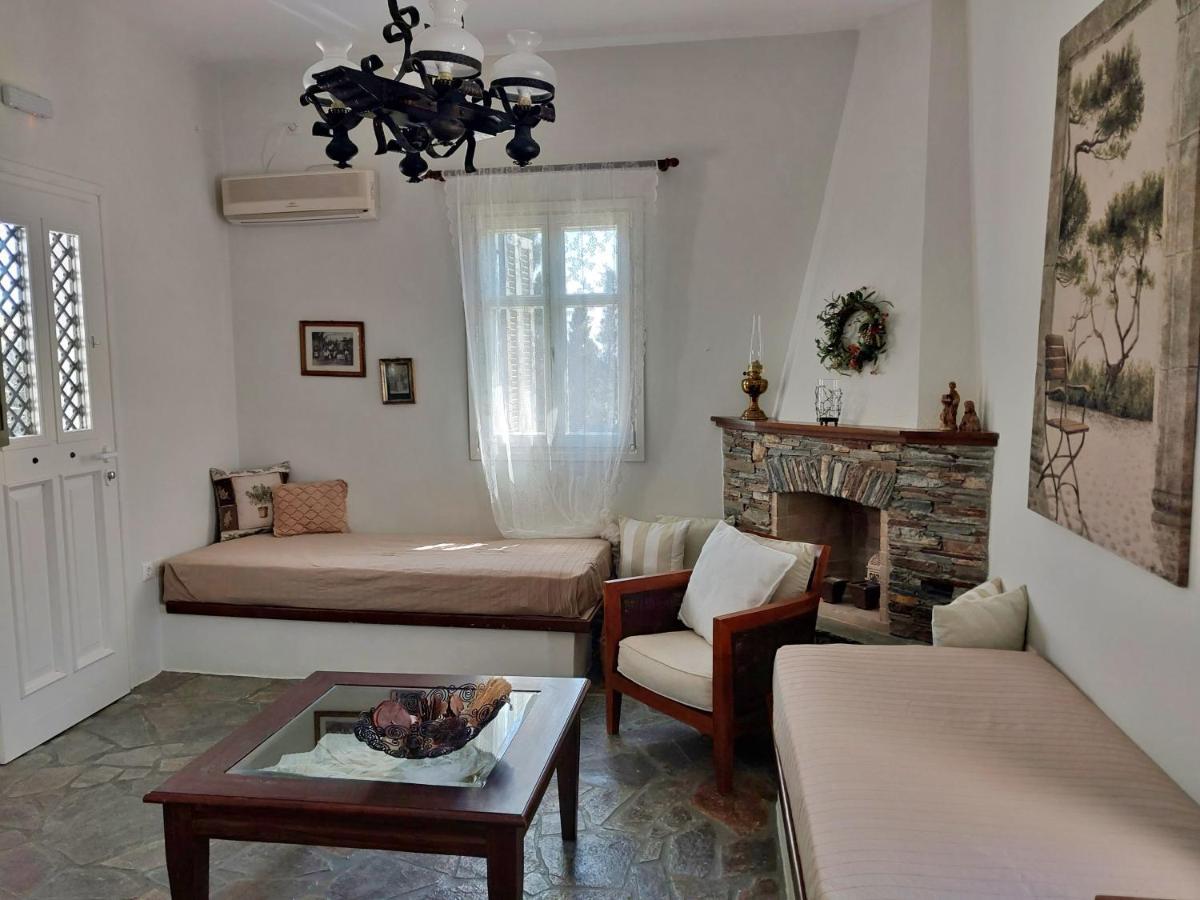 Saint Louis Aparthotel Ándros Buitenkant foto